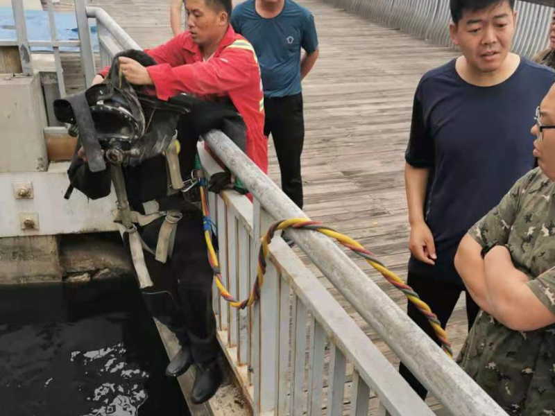 江岸永清街附近一楼污水沟渠清洗，电话是多少？捞手机